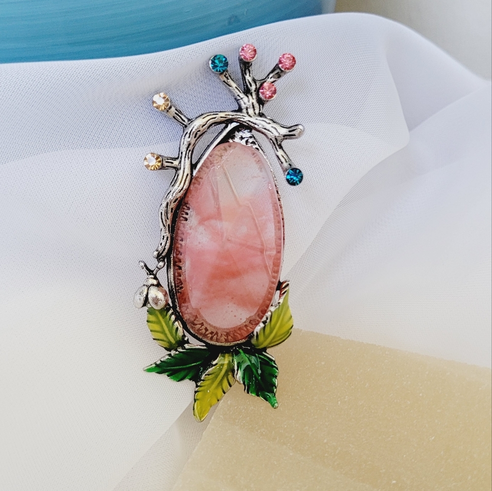 Faceted 3-D Cherry Quartz Wrap Tibetan Silver Brooch Pendant NWT